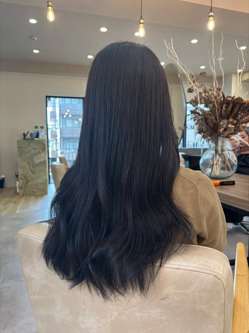 ロング カラー ダークグレー ダークグレージュ グレージュ レイヤー✂︎ぷつボブ 艶カラー🤍noaのヘアスタイル