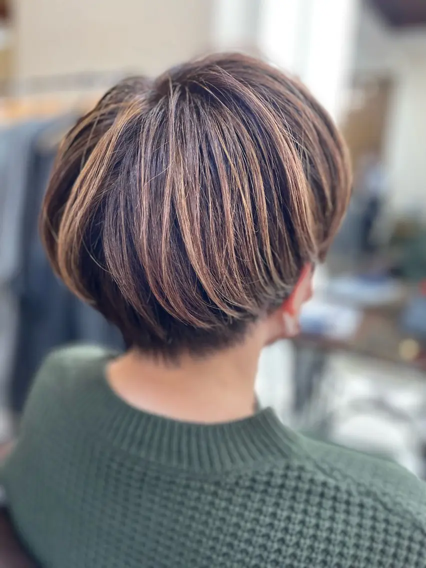 ショート カラー ハイライトカラー ボブ ハイライト カット ヘアカラー カラー/フリーランス 鈴木 亜紀子のヘアスタイル