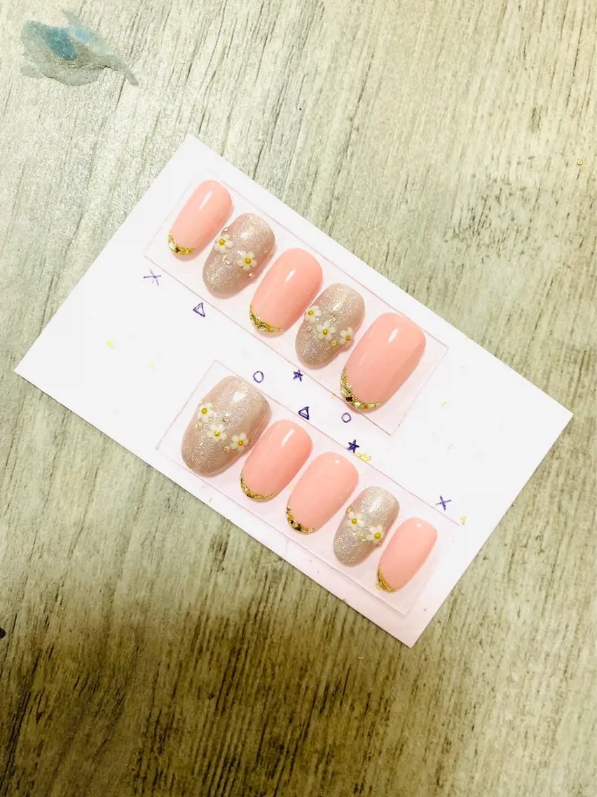 ネイル ハンドネイル 安藤 Charlotteのネイルデザイン