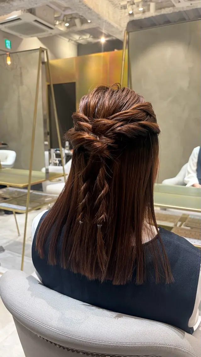 ヘアアレンジ ヘアセット KARIN🤍 /レイヤーカットのヘアスタイル