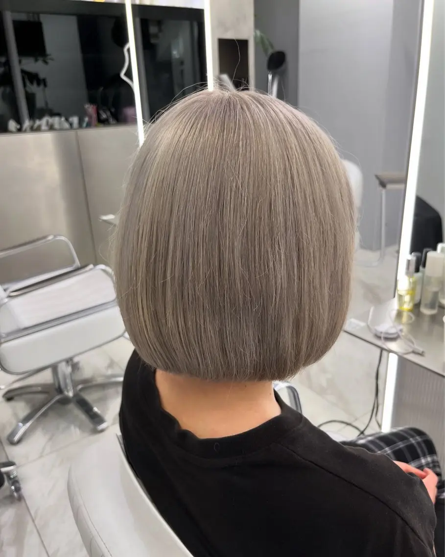 ミディアム カラー 新宿/レイヤーカット 西澤 ジュンヤのヘアスタイル