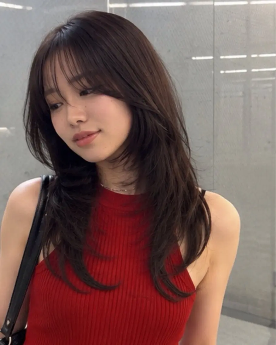 ロング ハッシュカット 韓国風ヘア レイヤーカット トリートメント カット トリートメント pia 薬院のヘアスタイル