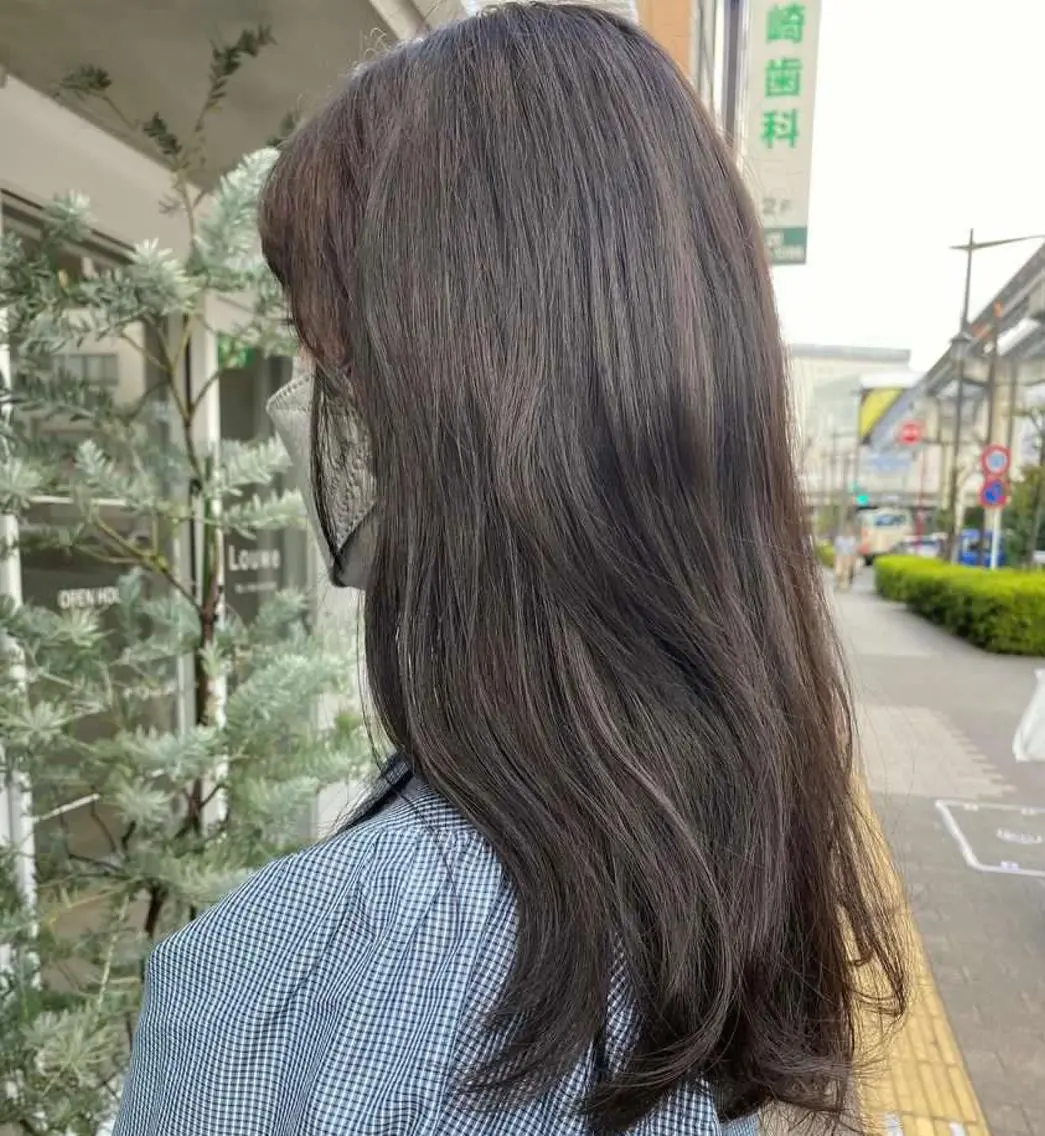 ロング カラー パーマ ヘアアレンジ 透明感カラー グレージュ ヘアカラー トリートメント ヘッドスパ ヘアセット 押切 響　のヘアスタイル
