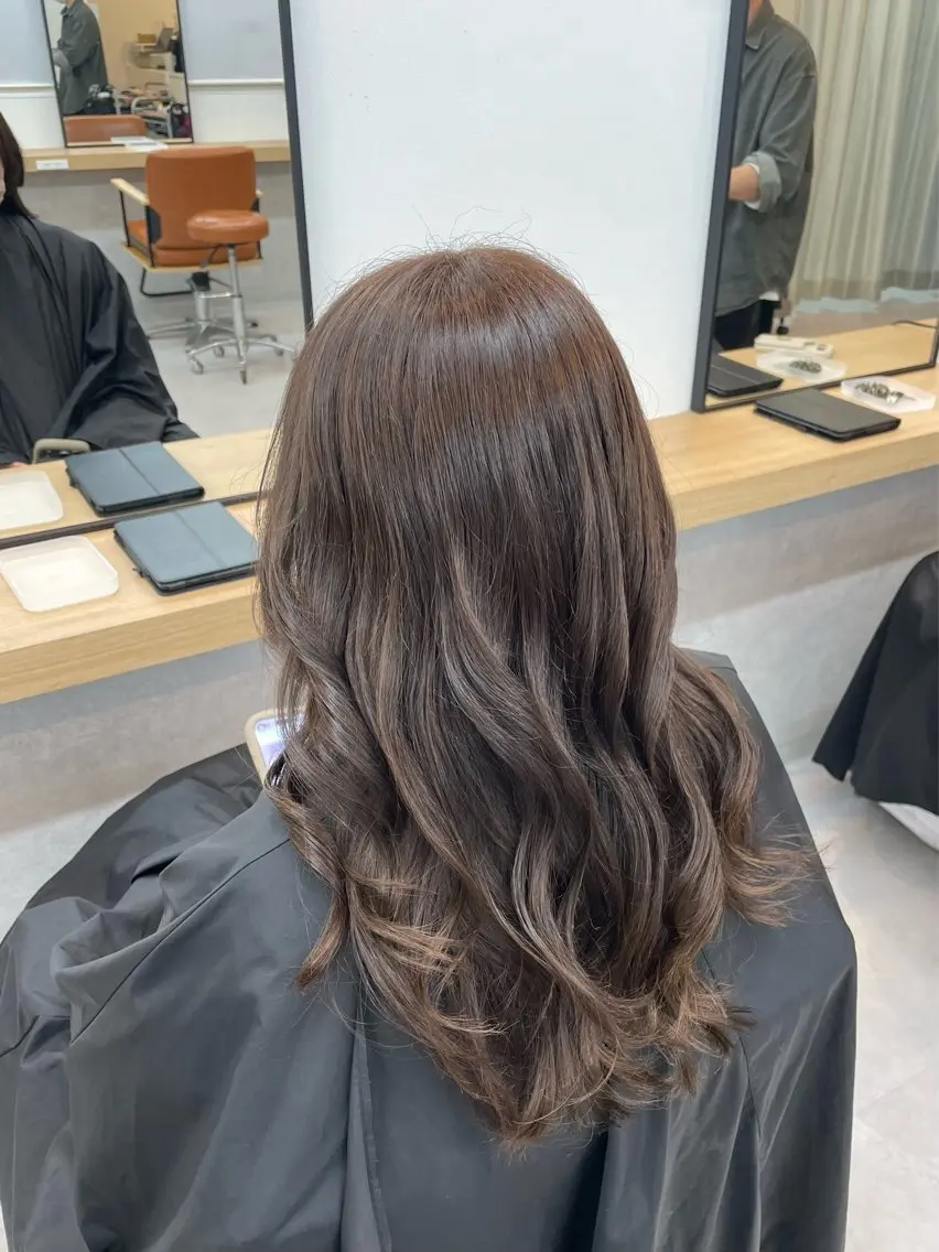カラー granze京橋店 AOHAのヘアスタイル
