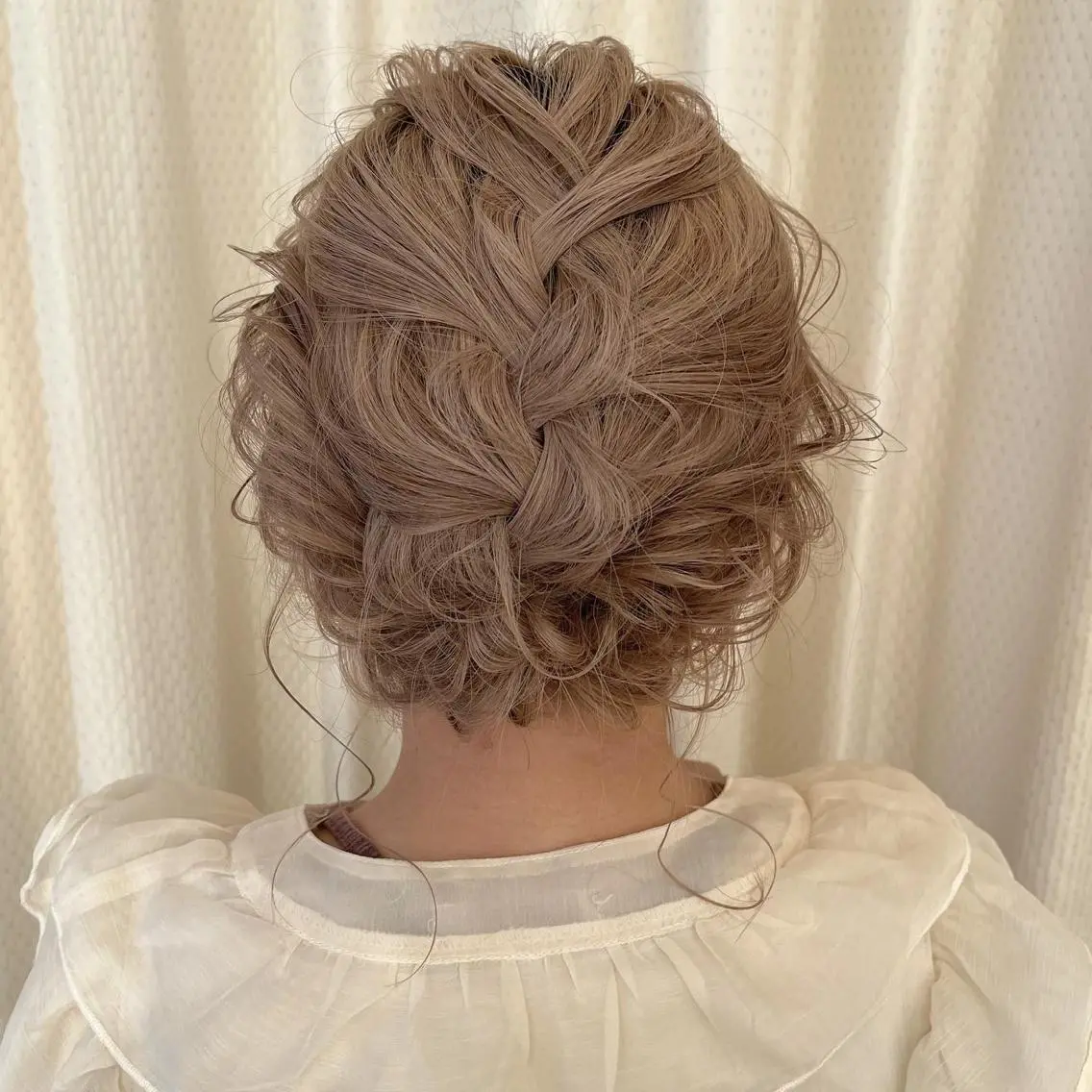 ミディアム ヘアアレンジ ヘアセット サソウ ユリエ🥥のヘアスタイル
