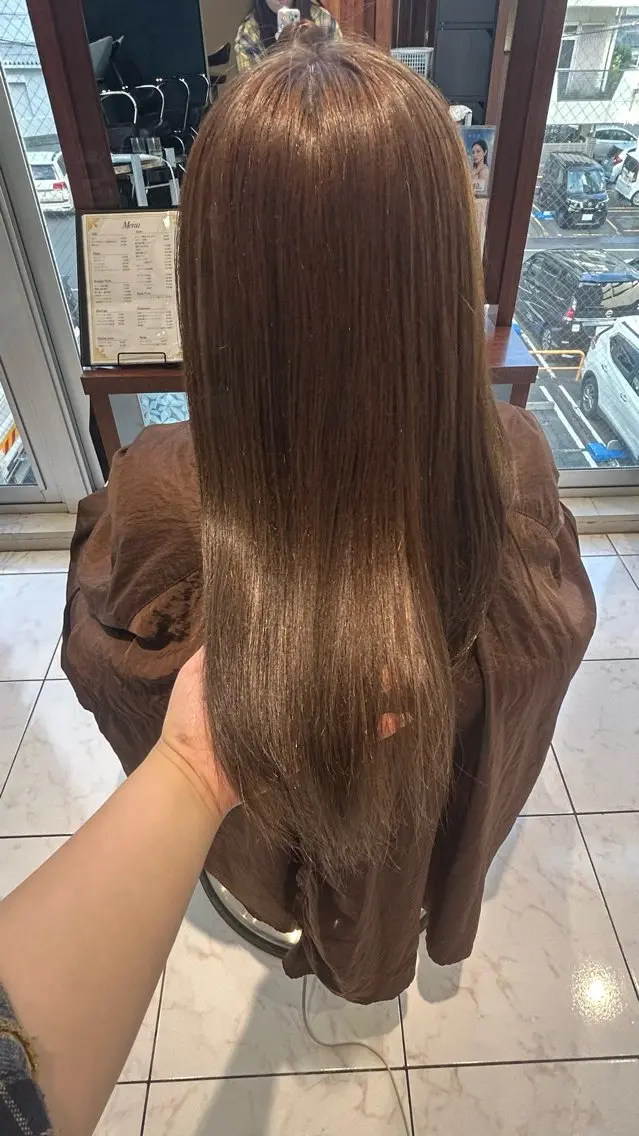 ロング 富田 彩来のヘアスタイル