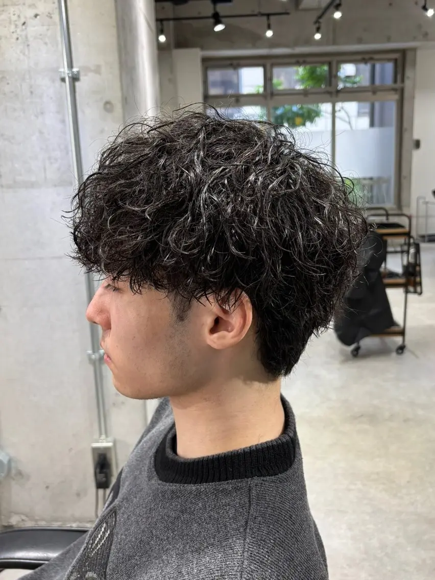 ミディアム パーマ メンズ メンズ特化美容師 中戸 滉のヘアスタイル