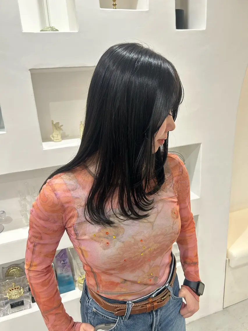 カラー ブラウンカラー ダークブラウン ヘアカラー 廣瀧 夢乃のヘアスタイル