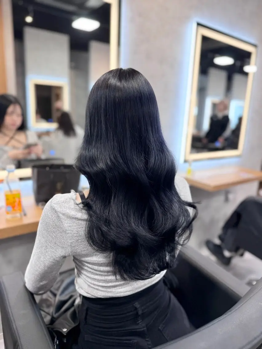 ロング ヘアカラー ヘアセット 透明感/韓国風 RENA🤎のヘアスタイル