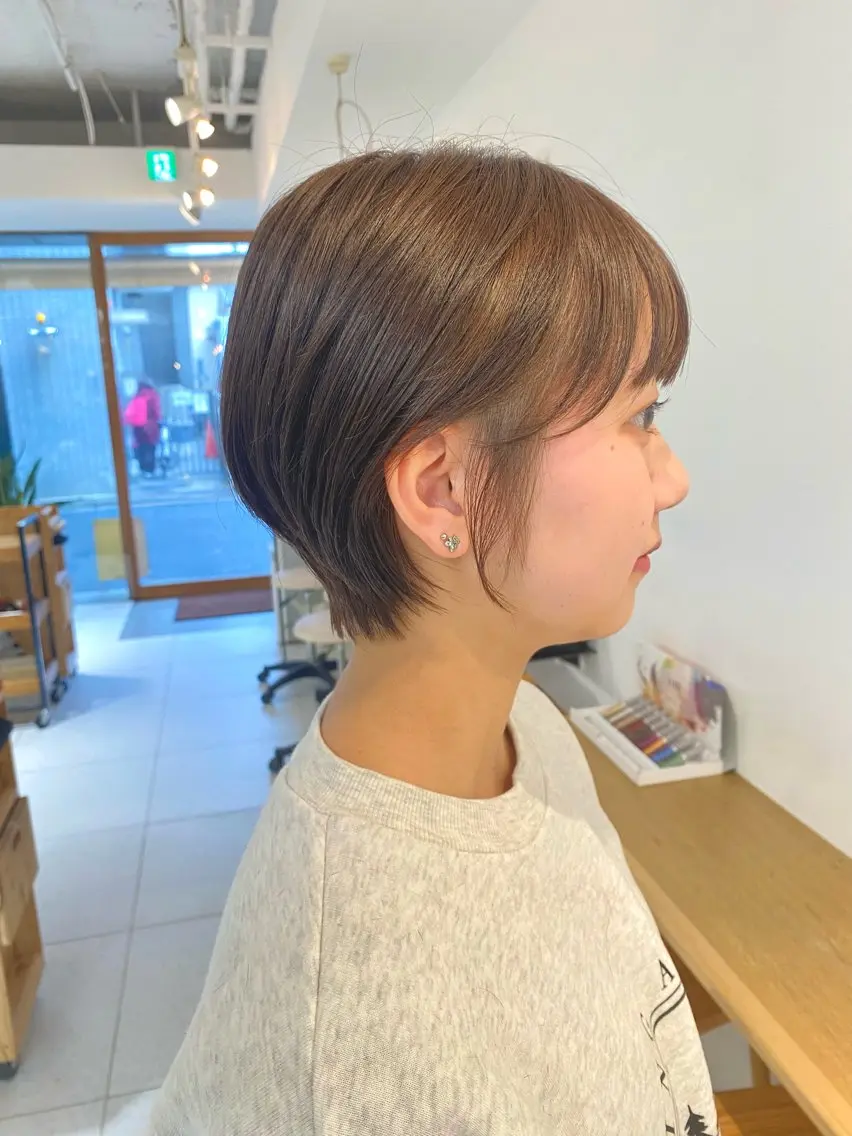 ショート カラー カット ヘアカラー トリートメント 安永 涼のヘアスタイル