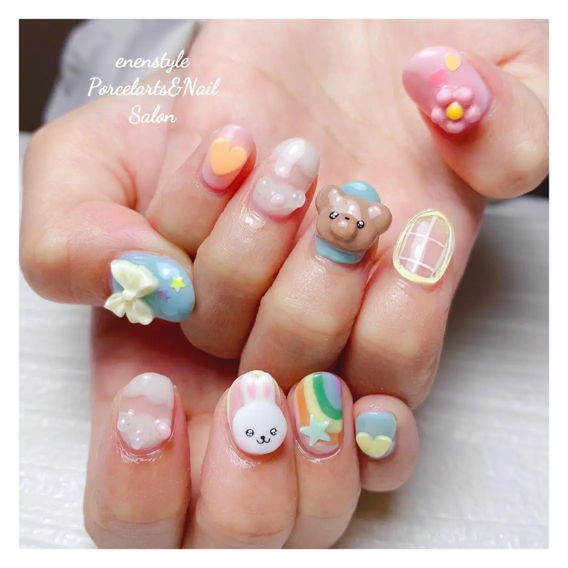 ミディアム ネイル 🐾enen style 🐾のネイルデザイン