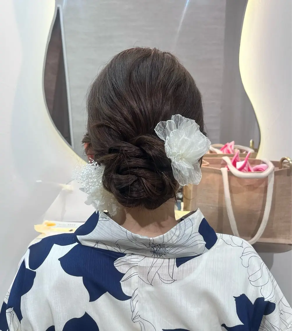 ロング 浴衣 ヘアセット 🩶艶感ハイトーン/ 池袋/mei🩶のヘアスタイル