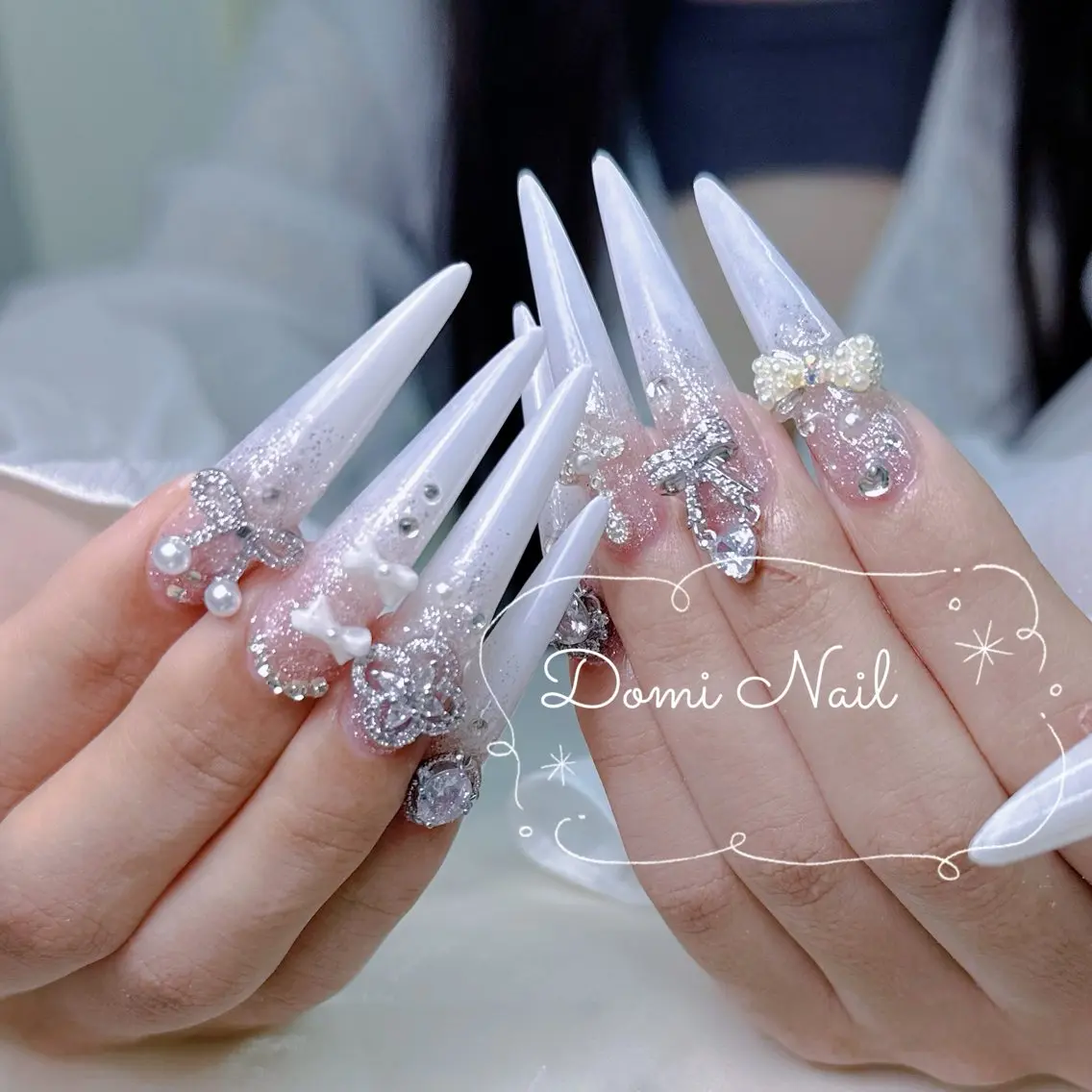 ネイル ロングネイル ハンドネイル Domi Nail Salonのネイルデザイン