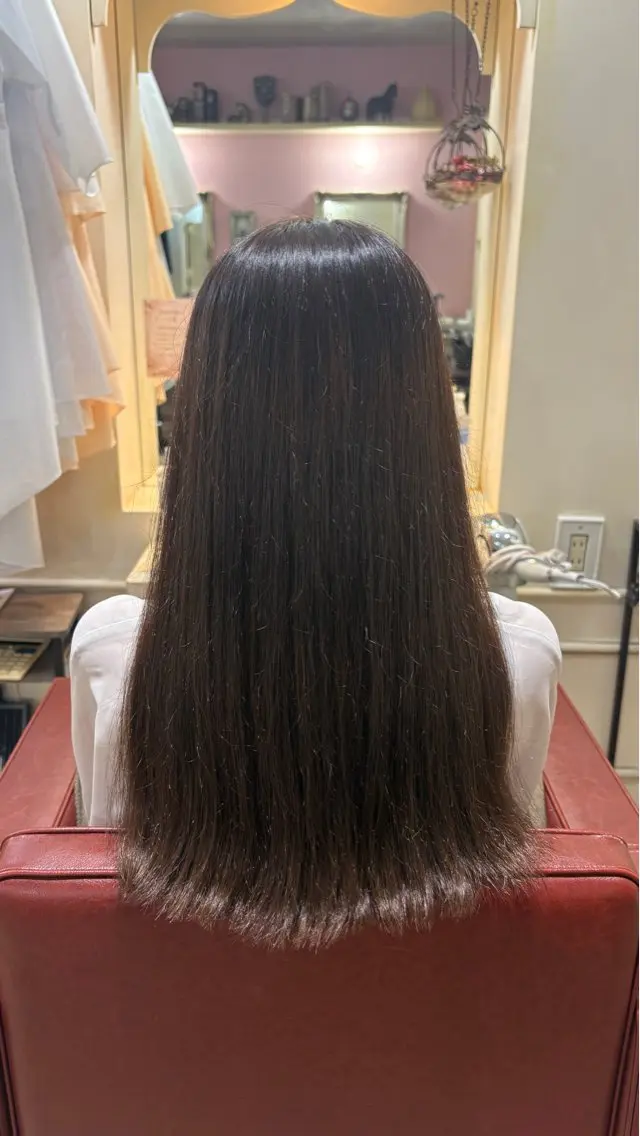 カラー Plaatje 響のヘアスタイル