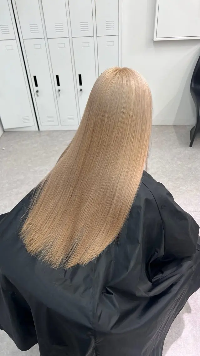 ロング カラー ブリーチ ブロンド ケアブリーチ ハイトーンカラー ヘアカラー 渋谷ハイトーン/ エクステ/さきののヘアスタイル