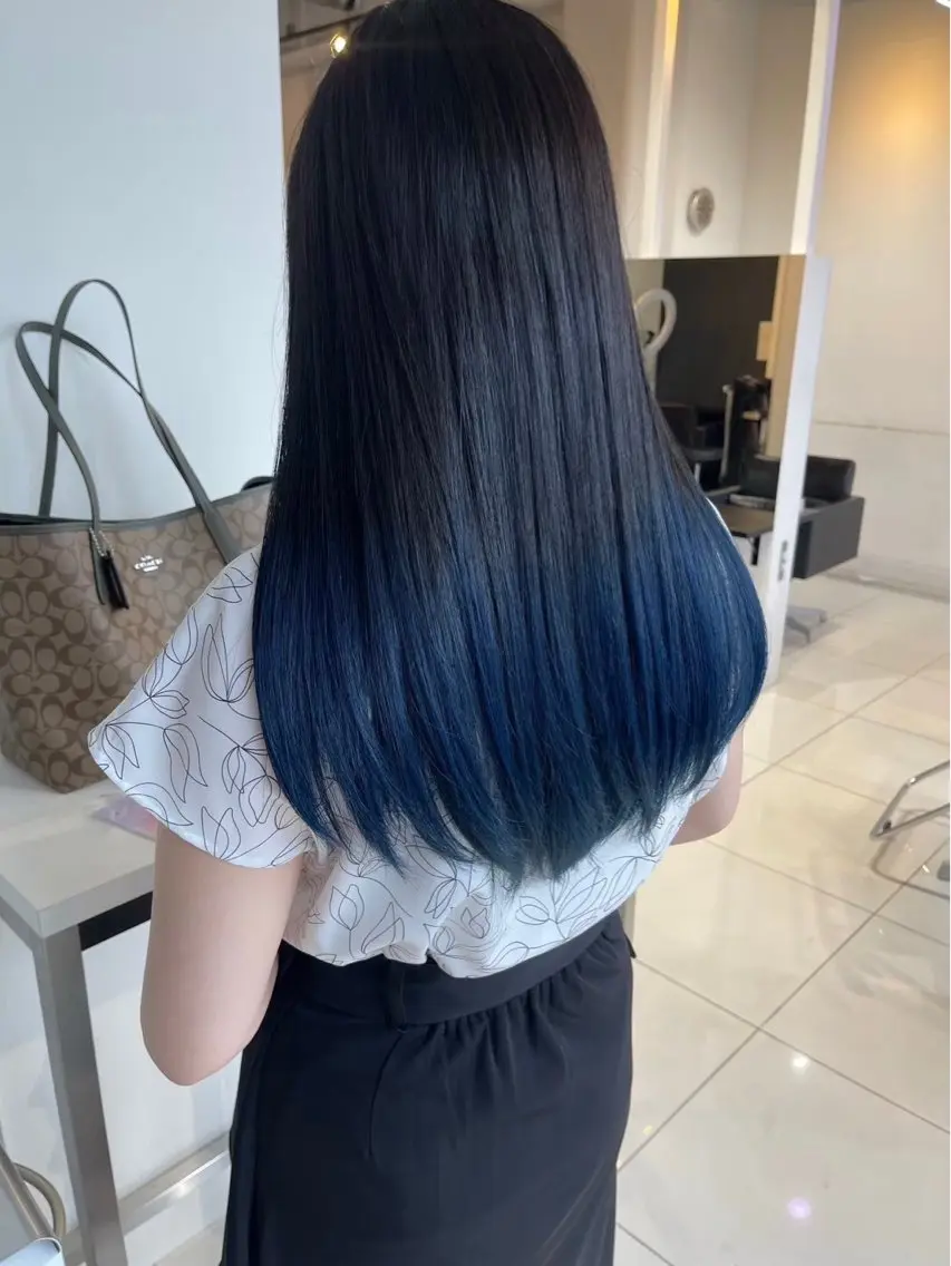 ロング カラー 透明感カラー グラデーションカラー グラデーションモデル 🩷ALIVE 七海のヘアスタイル