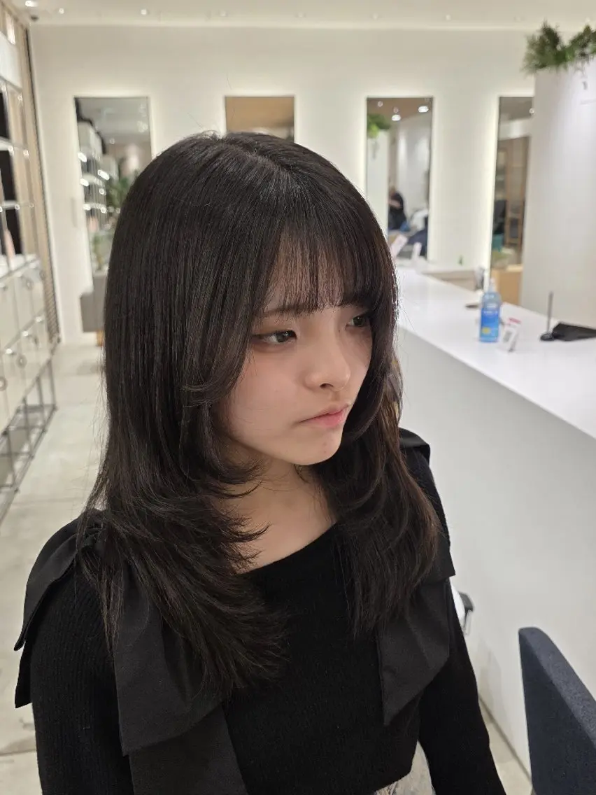 セミロング カット ヘアカラー トリートメント ✂髪質改善ストレート NO.1 深澤 颯斗のヘアスタイル