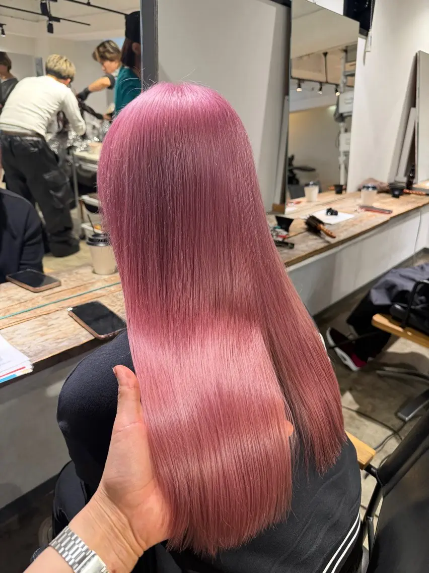 ロング カラー ヘアカラー トリートメント ヘアセット ✨艶ブリーチカラー ✨四ノ宮裕己のヘアスタイル