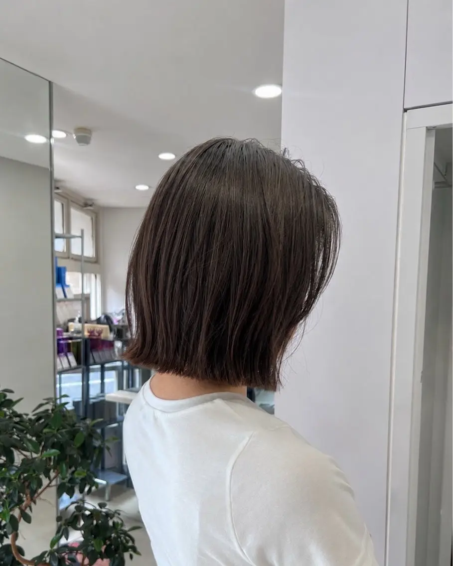 ショート カット トリートメント ヘアセット 抜け感レイヤー/ 透明感カラー/Aoiのヘアスタイル
