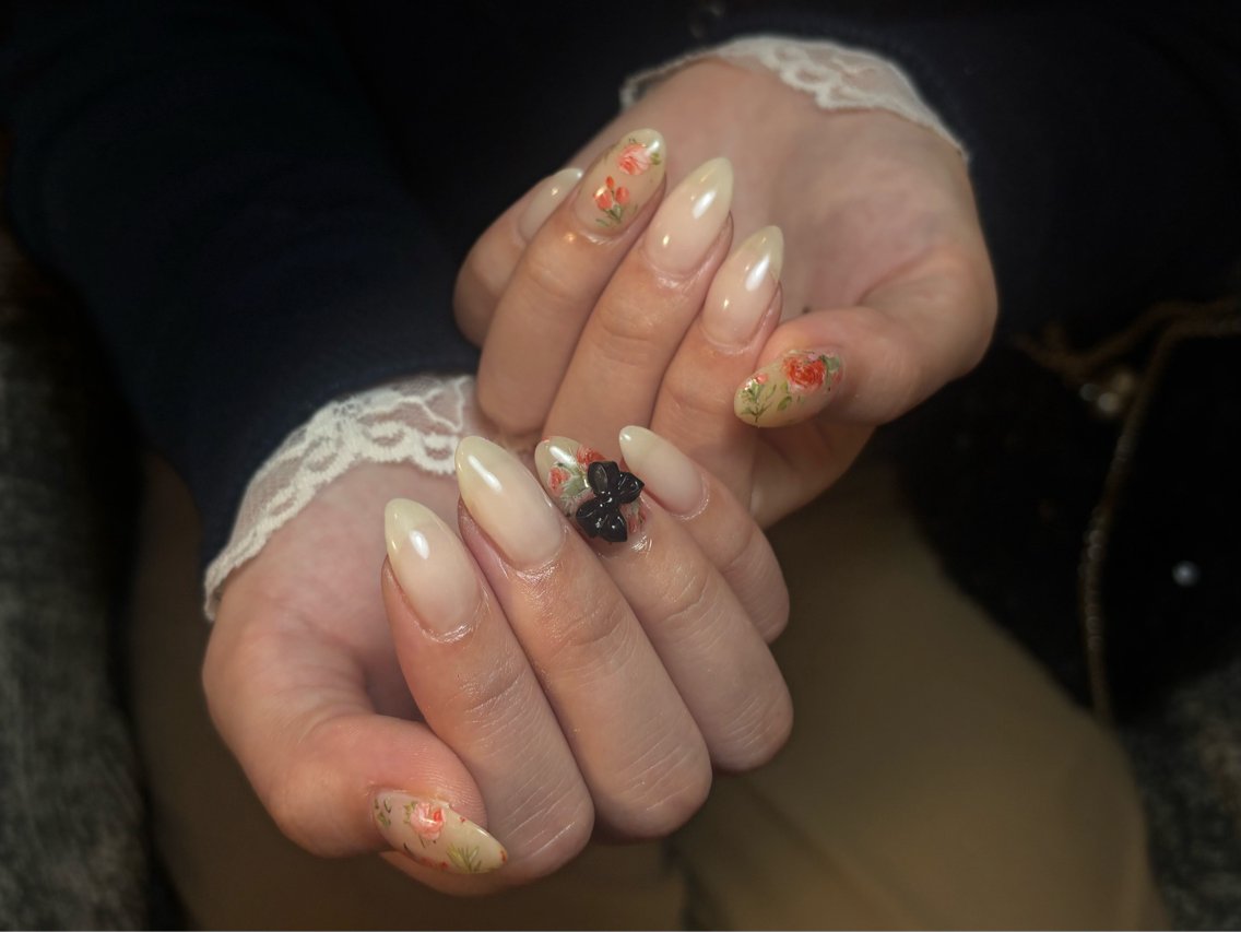 ネイル アートネイル ガーリー リボン ハンドネイル D.d nail Rina✨のネイルデザイン