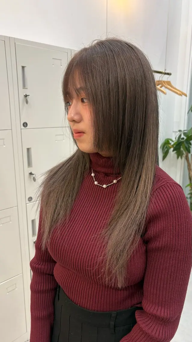 カラー ベージュカラー ミルクティーベージュ ヘアカラー 齋藤 そらのヘアスタイル