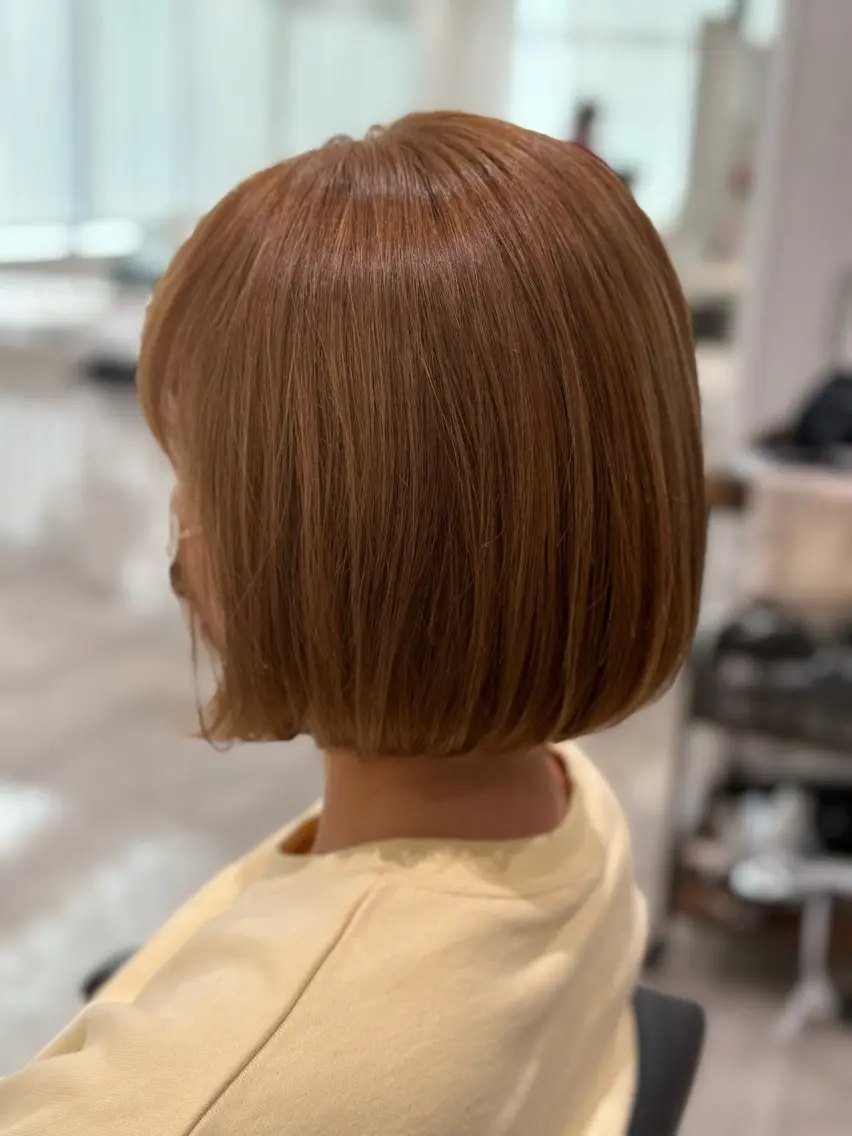 ミディアム カラー ベージュカラー ブリーチ ミルクティーベージュ ブリーチなしカラー カット ヘアカラー トリートメント 髪質改善縮毛矯正 💎TOMOのヘアスタイル