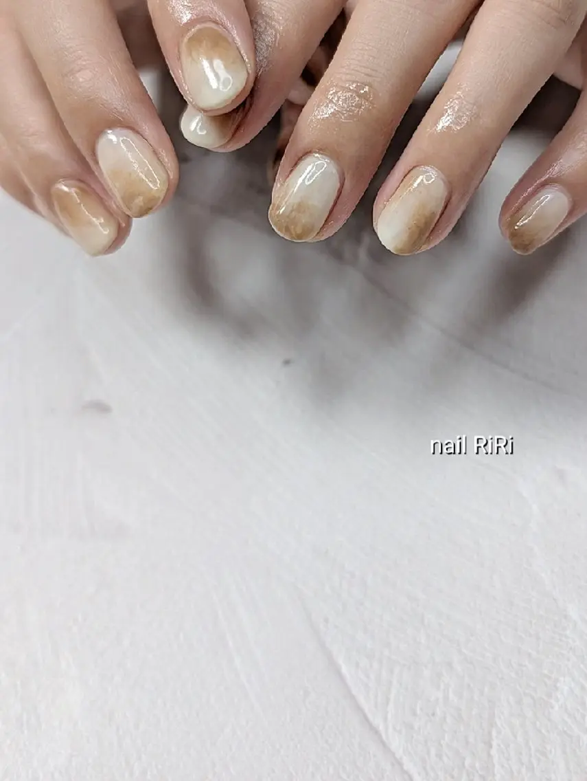 ネイル ハンドネイル フットネイル ハンドケア nail RiRi アトレナチュラのエステ・リラクイメージ