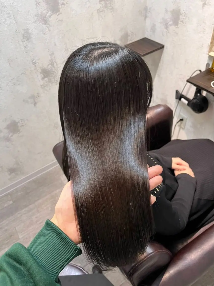ロング 美髪矯正 selyaのヘアスタイル