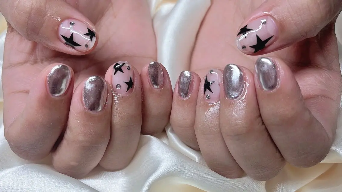 ネイル ミラーネイル Ran Nailのネイルデザイン