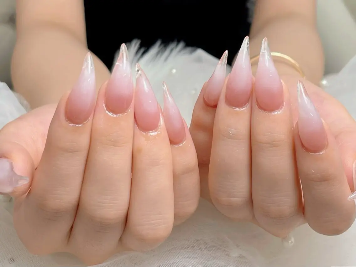 ネイル lucky nail 歌舞伎町のネイルデザイン