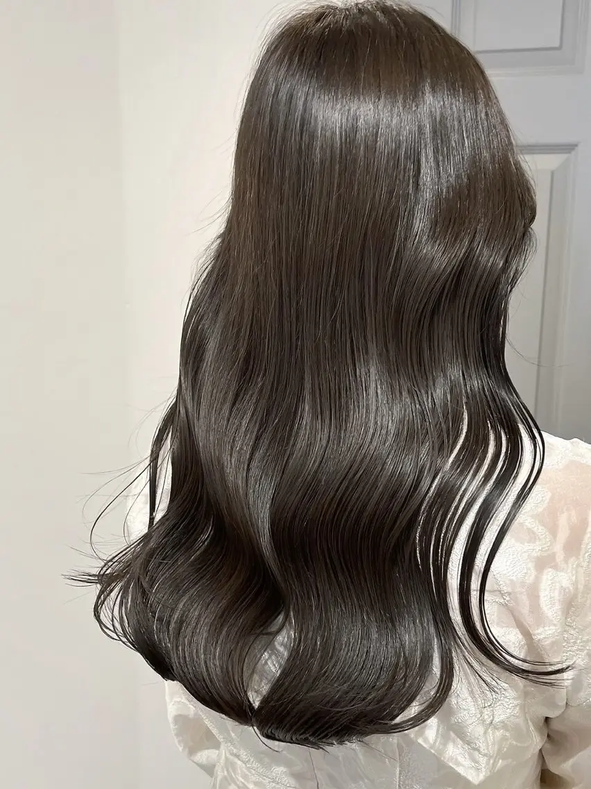 ロング ヘアカラー トリートメント 大坪 壱成のヘアスタイル