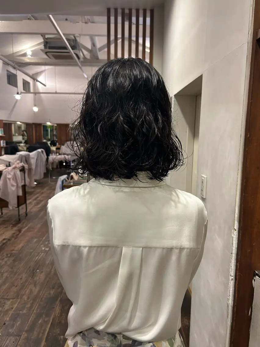 ミディアム パーマ パーマ MOK大阪梅田店 三ツ國 裕貴のヘアスタイル