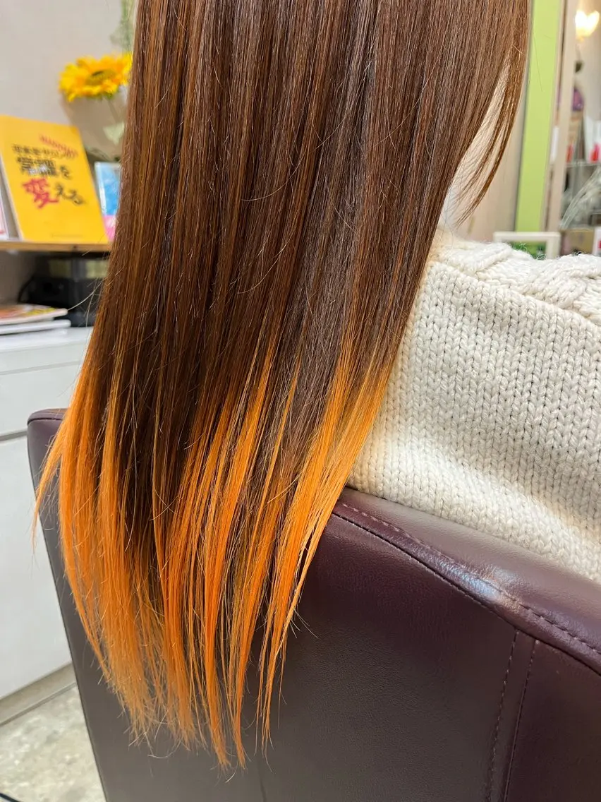 ロング カラー ブリーチ オレンジ 松 下のヘアスタイル