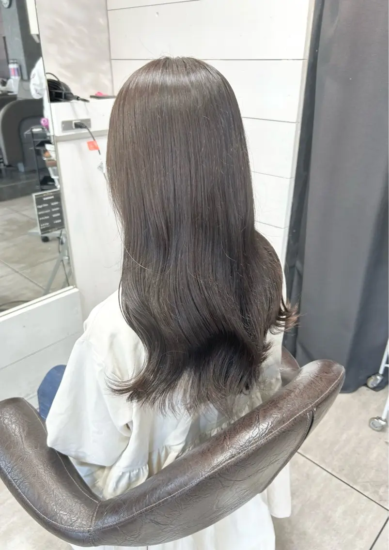 ロング レイヤー/艶髪カラー 森本くるみのヘアスタイル