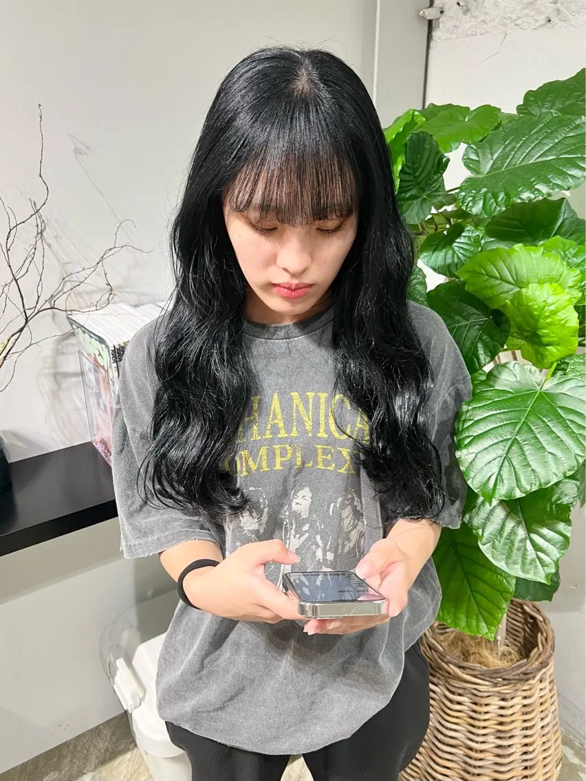ロング カット ヘアカラー トリートメント 石井 菜々のヘアスタイル