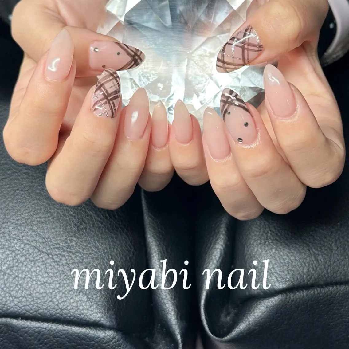 ネイル ジェルネイル 持ち込み ピンク ストーンネイル ハンドネイル miyabi nail 桂川駅近くのネイルデザイン