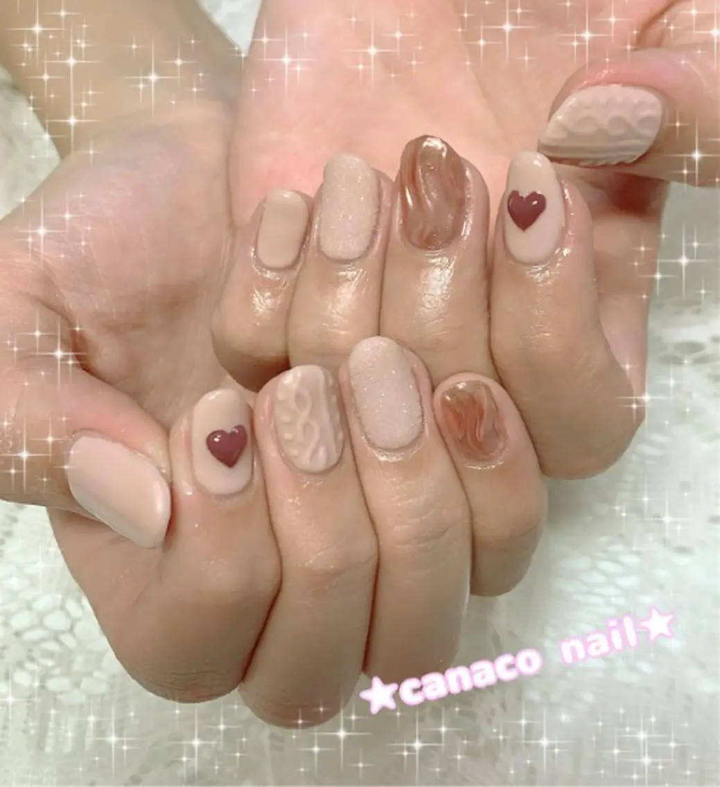 ネイル アートネイル ジェルネイル ハート ラメ(グリッター) オフィスネイル ハンドネイル ハンドケア ベテランネイル cnc  nailのネイルデザイン