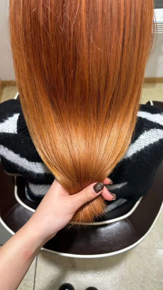 セミロング カラー 淡色┊︎ナチュラル 🧁奈那美🧁*.゜のヘアスタイル