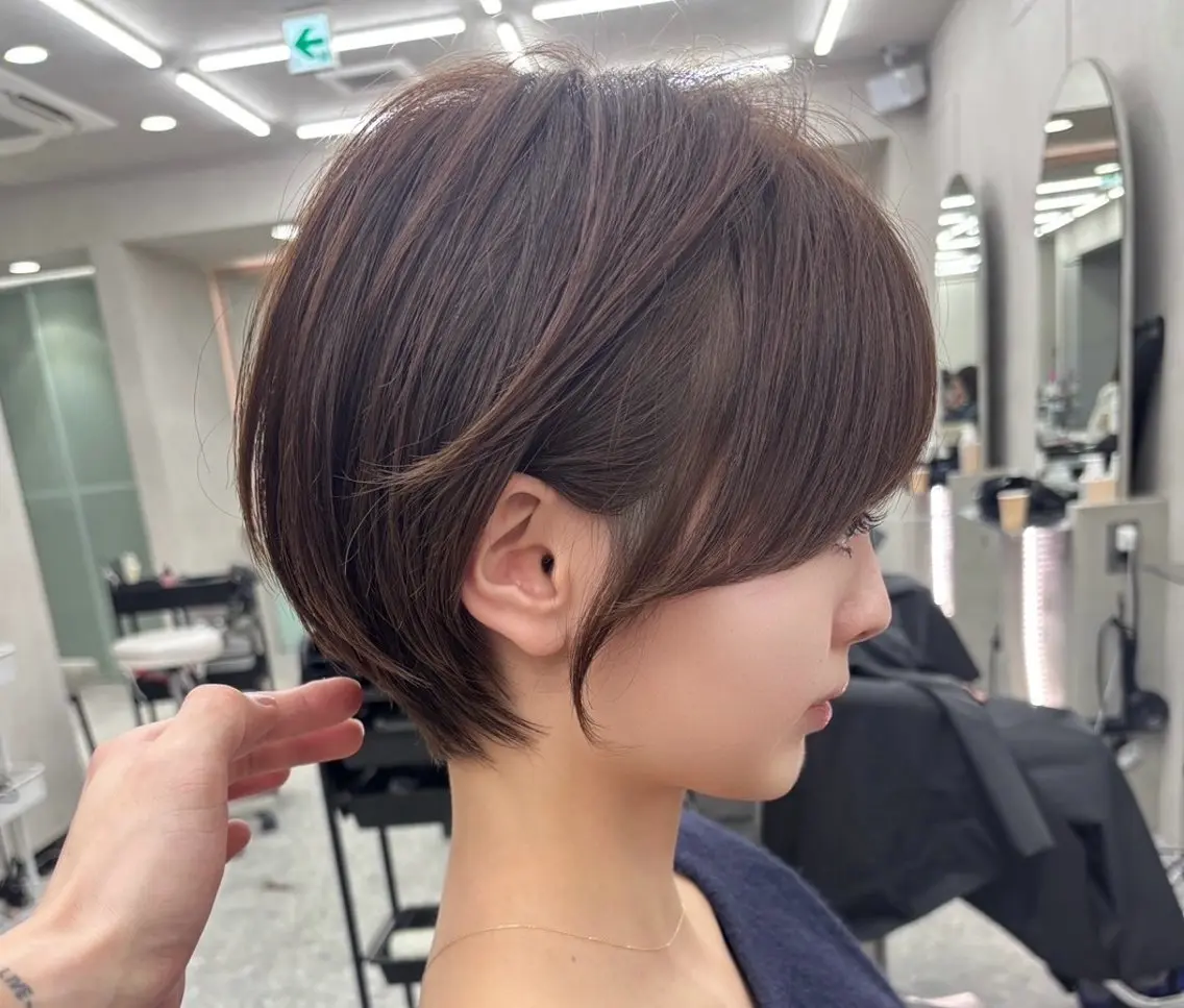 ショート ショートヘア 縮毛矯正 《髪質改善✖️レイヤ ー🩶》ナオヤのヘアスタイル