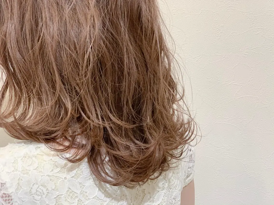 セミロング カラー Ayu /あゆのヘアスタイル