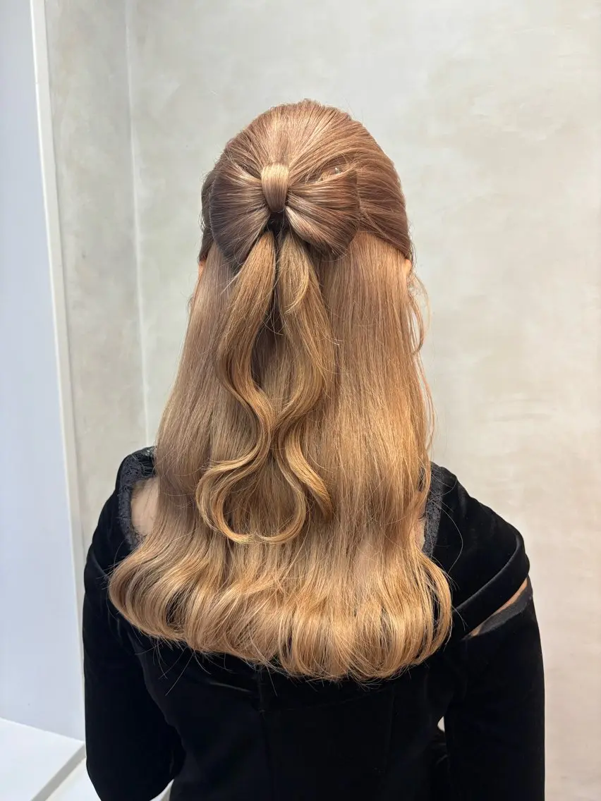 ヘアアレンジ ヘアセット 透明艶カラー☆ アレンジ🪽yuiのヘアスタイル