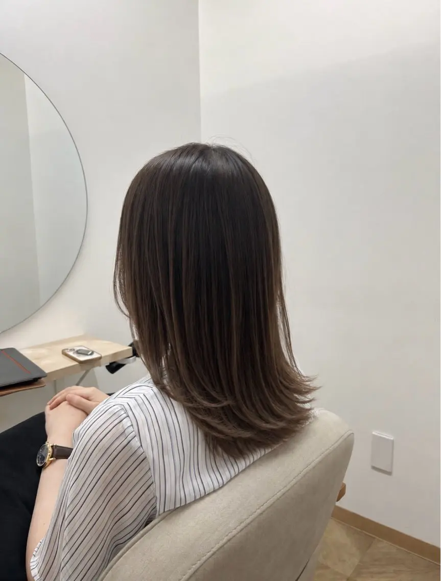 ミディアム カット ヘアカラー TELAHAIR HASEGAWAのヘアスタイル