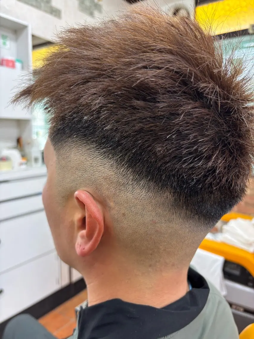 ショート やました 理容所のヘアスタイル