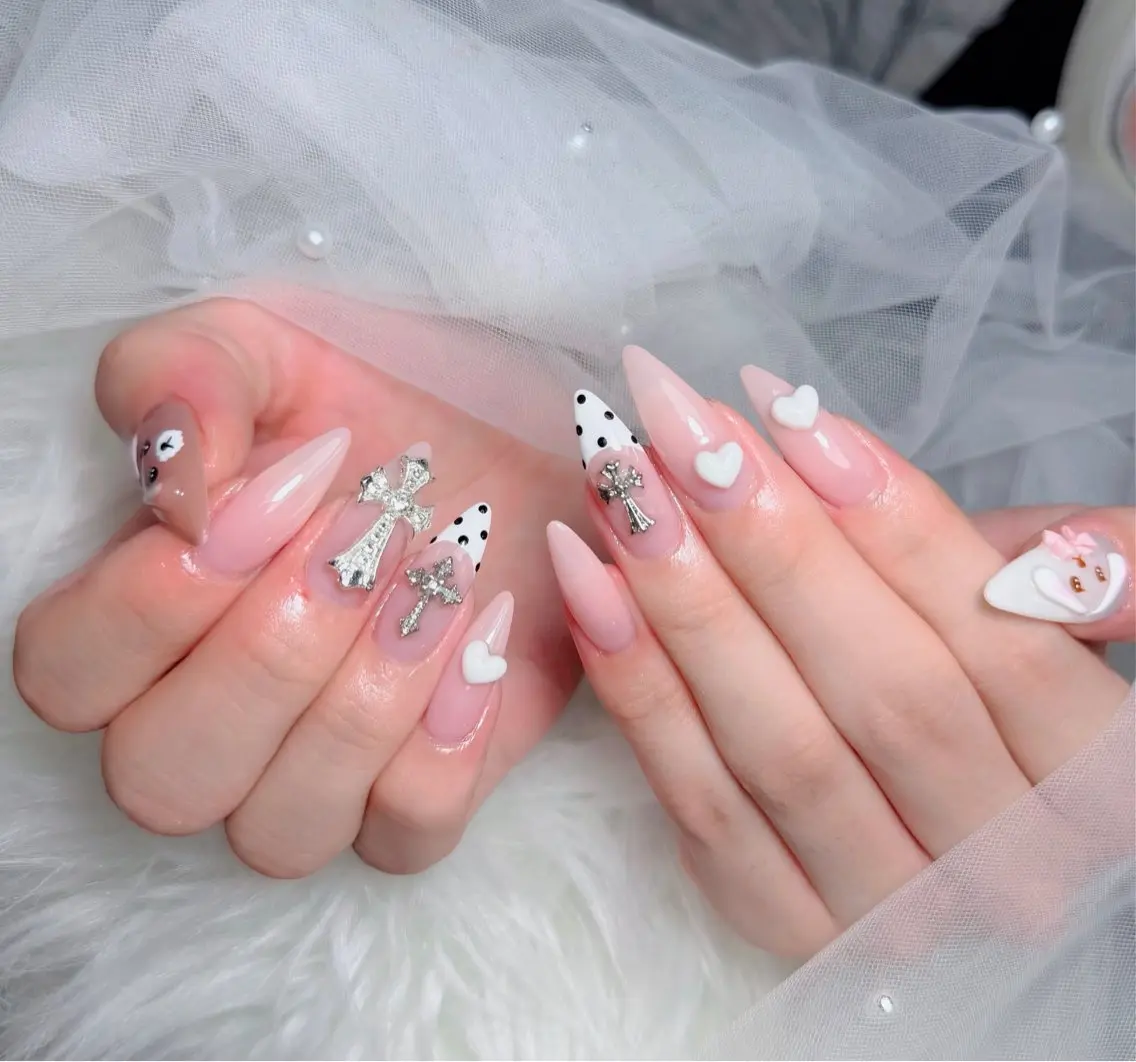 ネイル アートネイル 韓国ネイル 持ち込み ワンホンネイル ハンドネイル Lenie Nail Salonのネイルデザイン