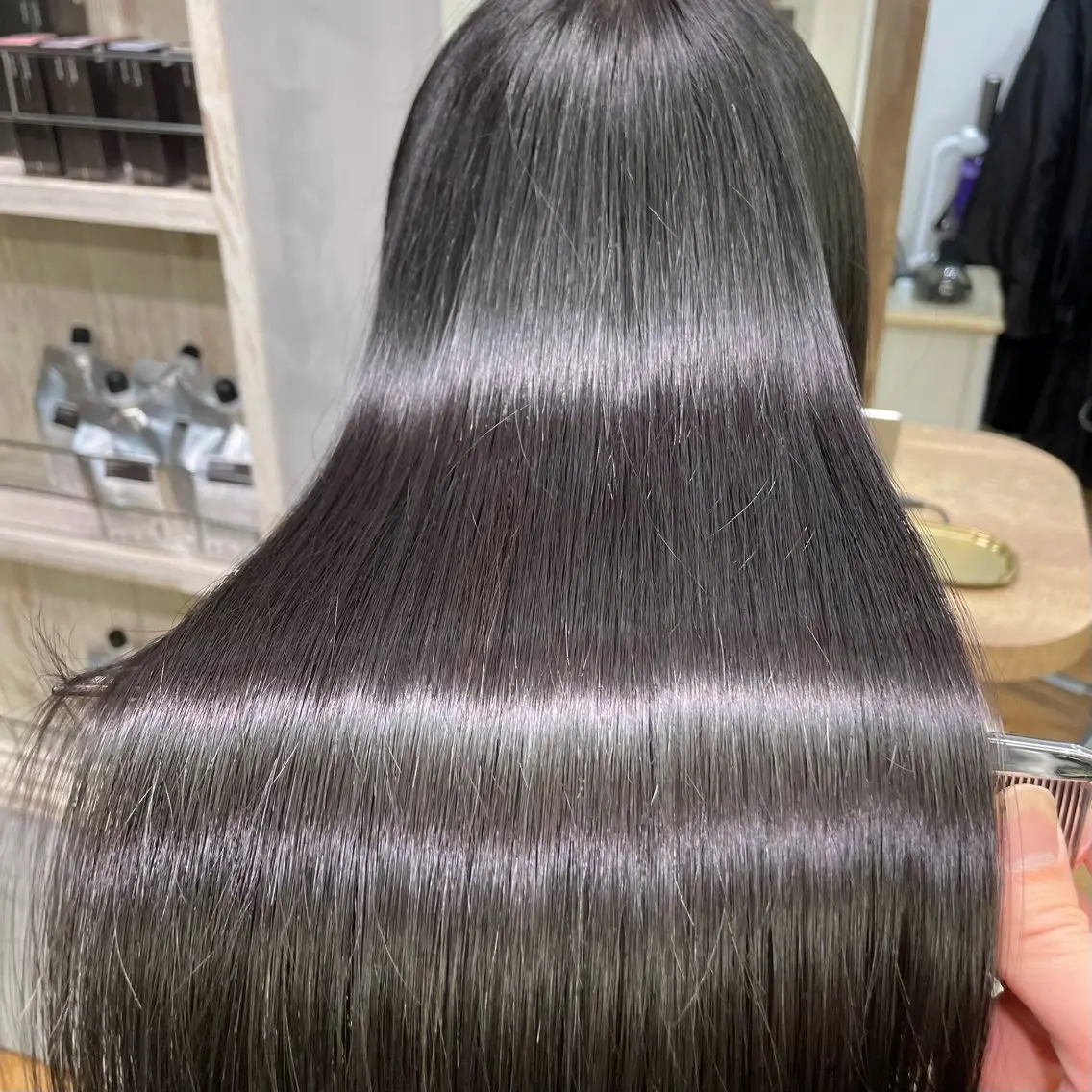 ロング カラー ケアカラー ディープパープル パープルカラー 髪質改善 カット ヘアカラー トリートメント ツヤ髪✨髪質 改善 渋谷 サワのヘアスタイル