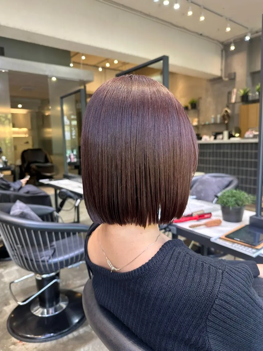 ショート ボブ ショートヘア 小顔レイヤー/顔周り 艶髪カラー/金山のヘアスタイル