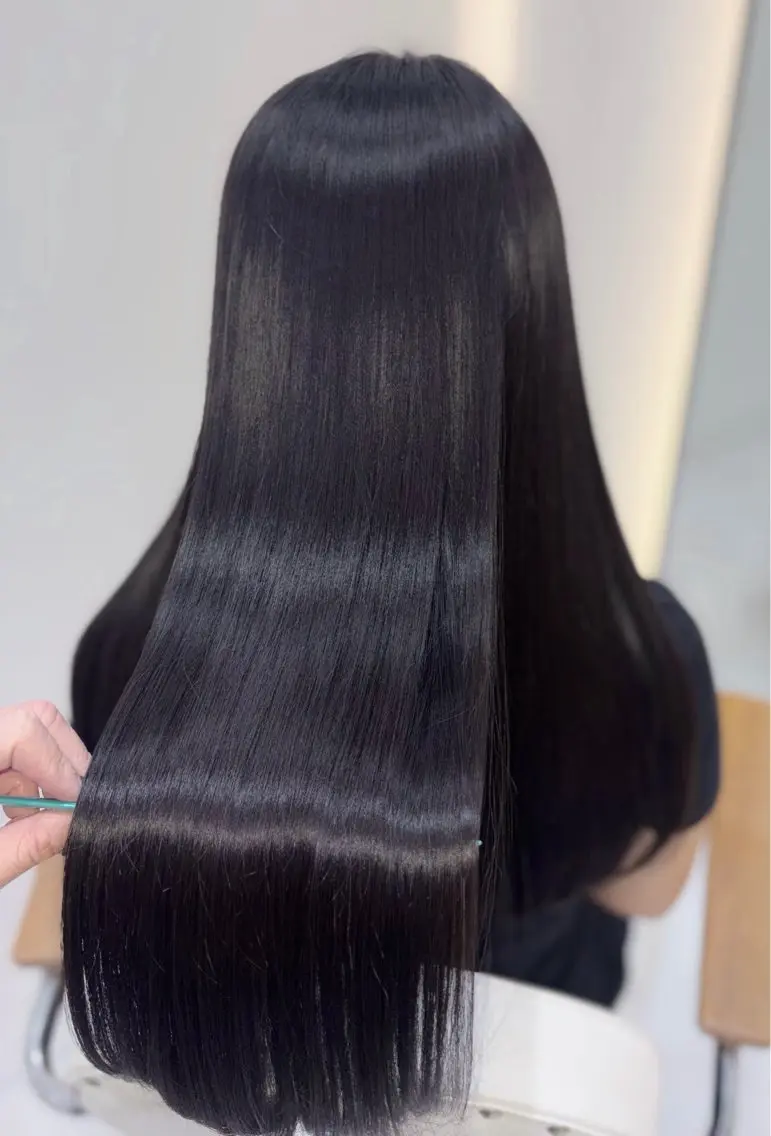 ロング カラー 顔周りカット カット ヘアカラー トリートメント 艶髪・透明感カラー・ 韓国ヘア・Yuriのヘアスタイル