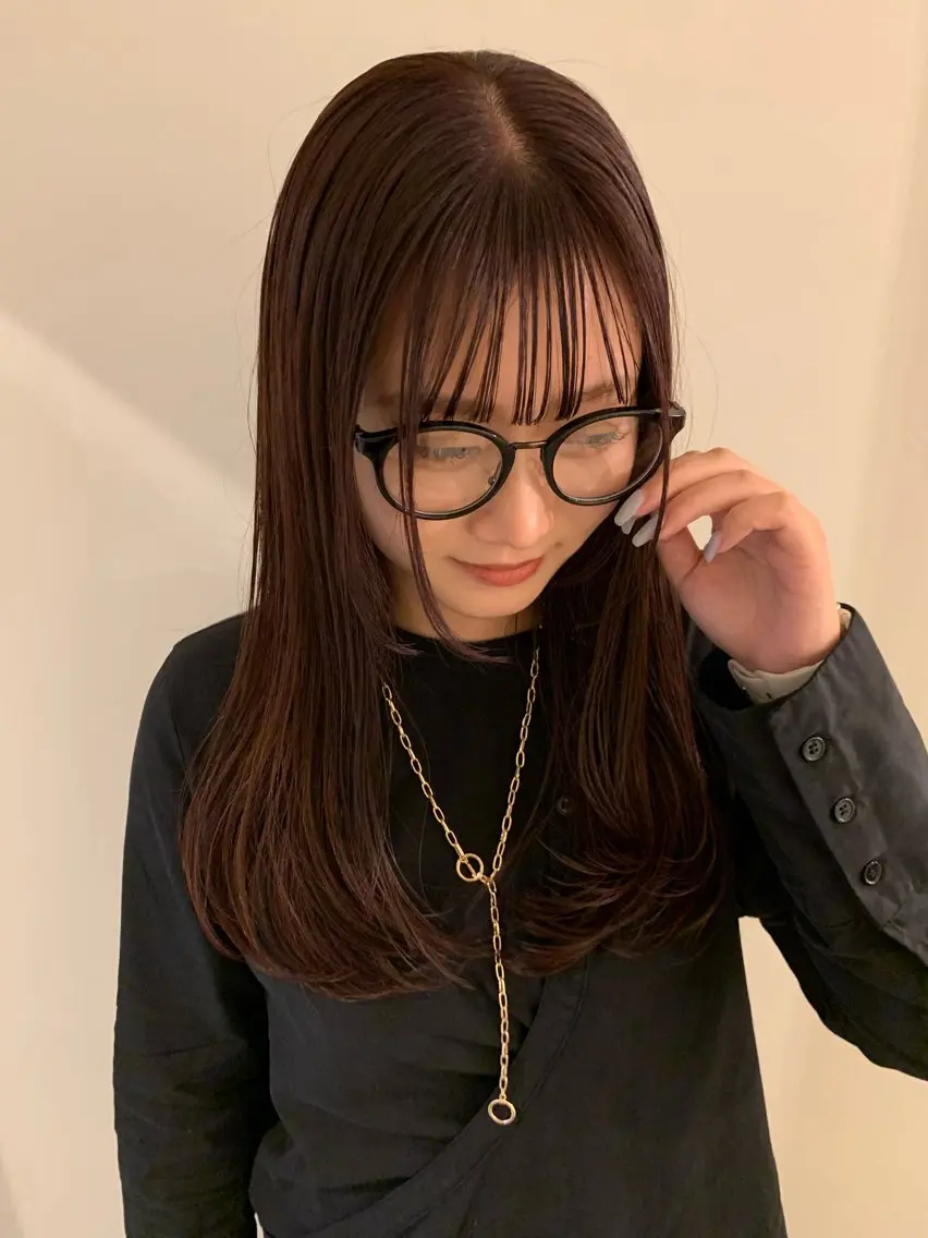 セミロング カラー カット ヘアカラー トリートメント 落合希 Olivebeigeのヘアスタイル