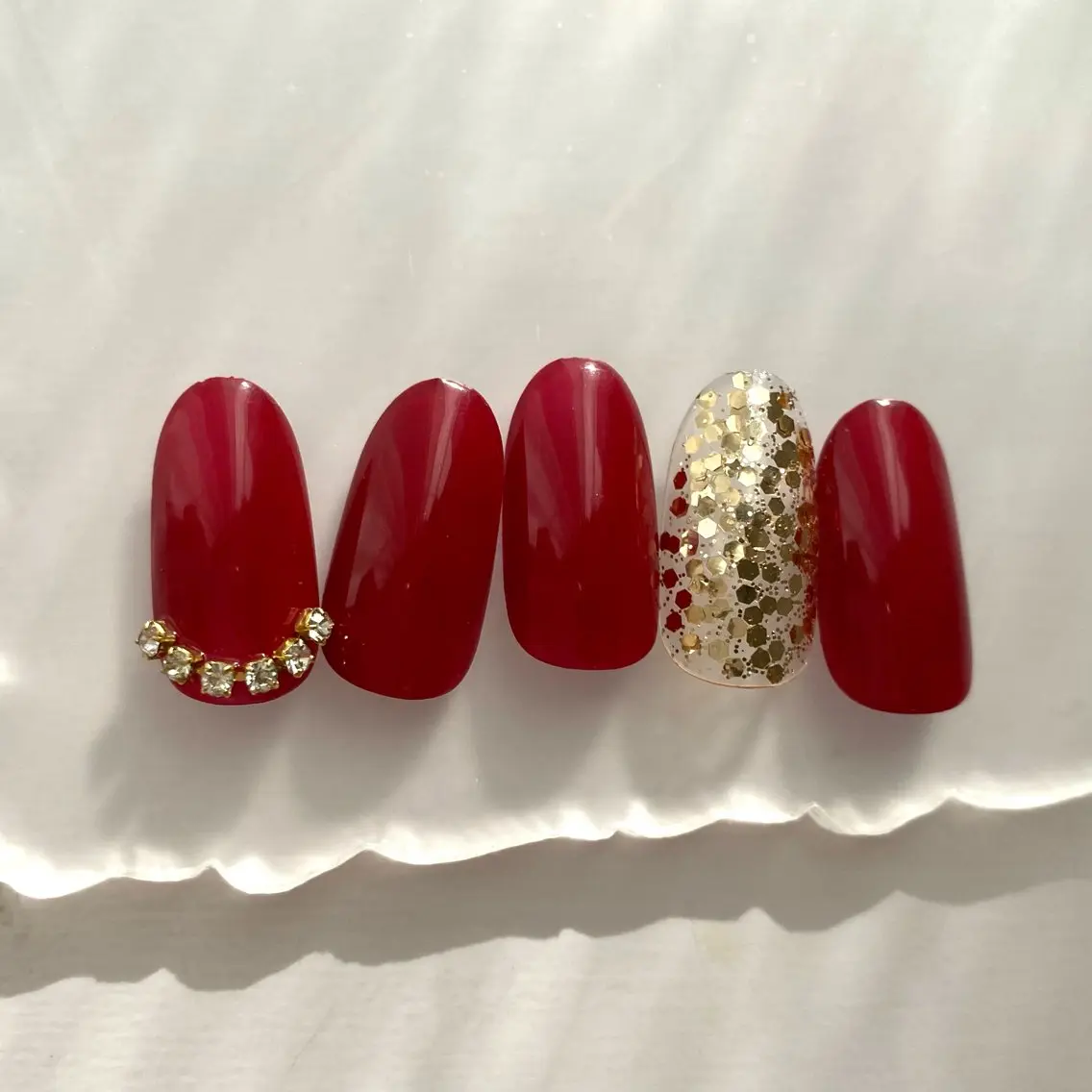 ネイル 赤色 冬ネイル クリスマス Aoi💅🏻 表参道のネイルデザイン