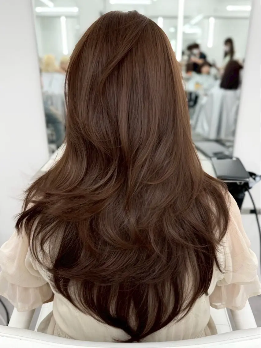 ロング カラー アッシュ ベージュカラー ブリーチ ブラウンカラー ブラウンベージュ カット ヘアカラー トリートメント ヘッドスパ 盛れる顔周り✨韓国 レイヤーkanatoのヘアスタイル